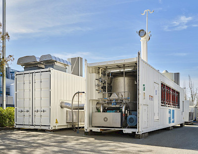 hdf-fuel-cell_1_web.jpg